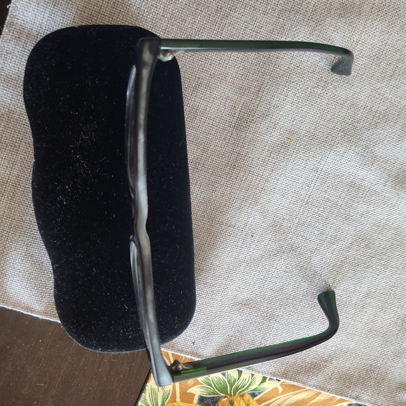 Gucci Eye Glass For Men - Picture 6 of 6